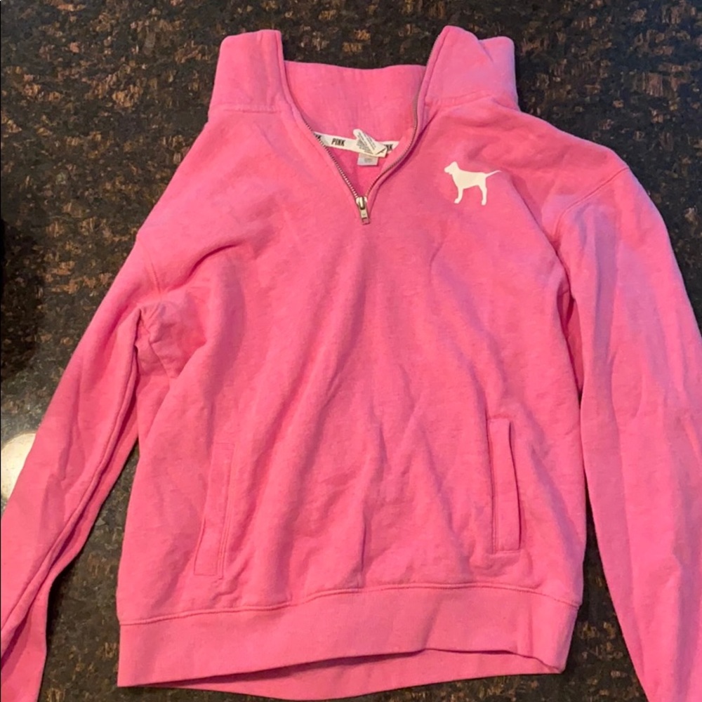 pink sweatshirt